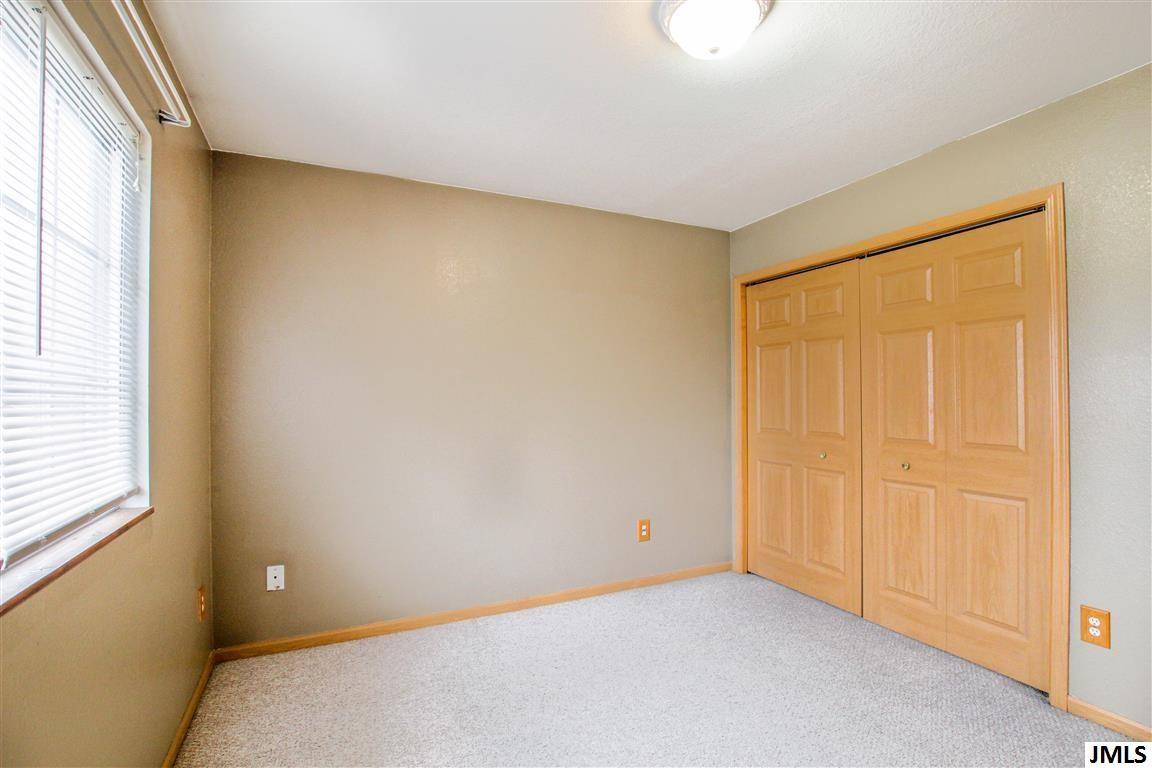 1308 Catsyl Road Jackson, MI 49203 - Photo 9 of 17 Photo 9