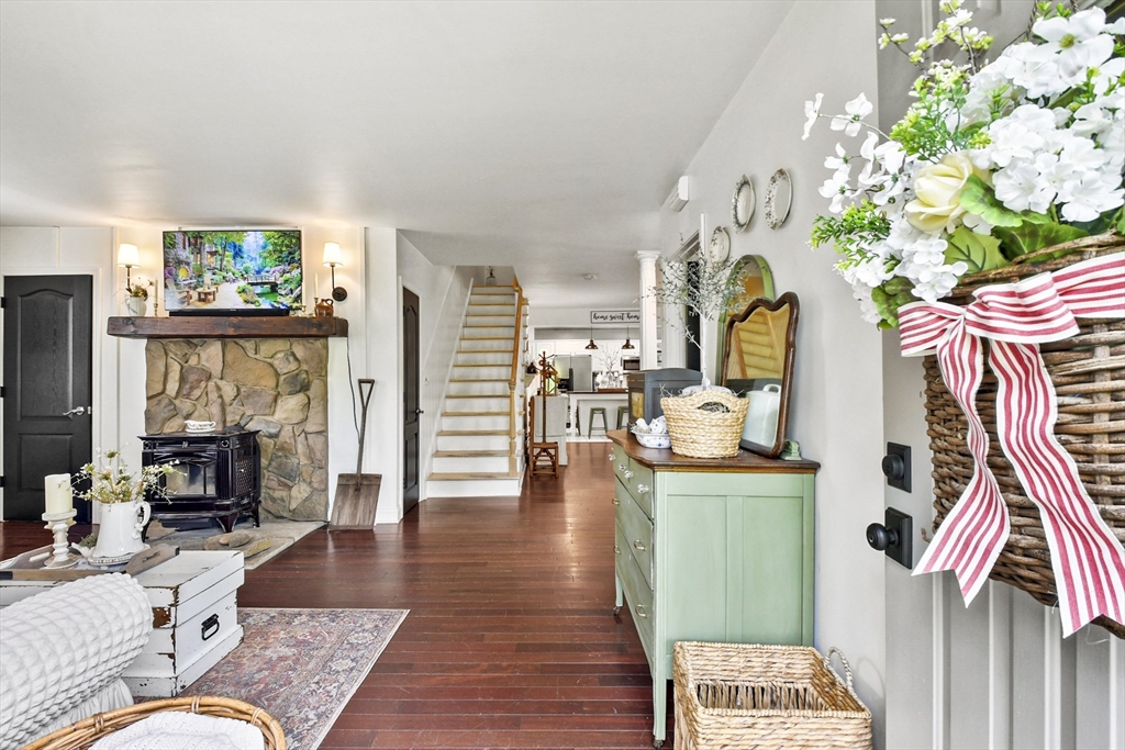 581 Middle Road Acushnet, MA 02743 - Photo 17 of 40 Gallery Image 17
