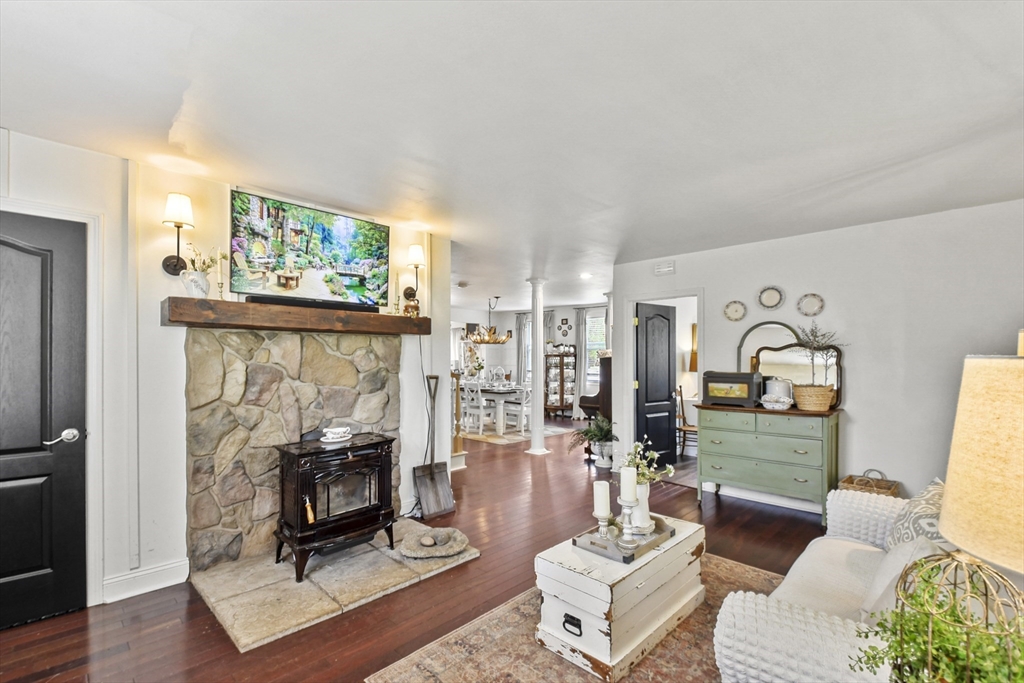 581 Middle Road Acushnet, MA 02743 - Photo 18 of 40 Gallery Image 18