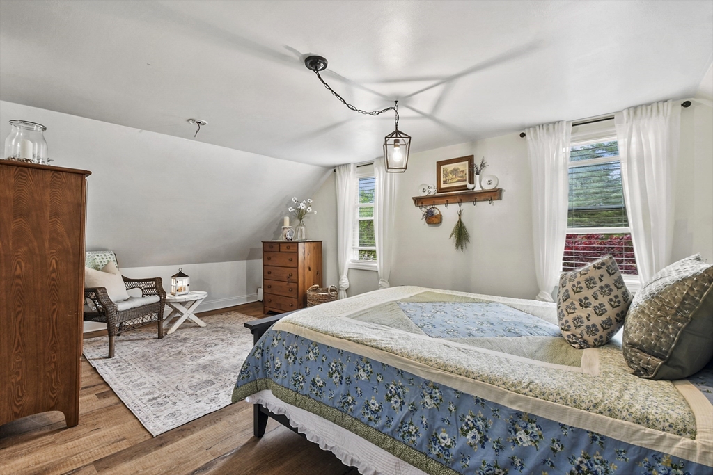 581 Middle Road Acushnet, MA 02743 - Photo 30 of 40 Gallery Image 30