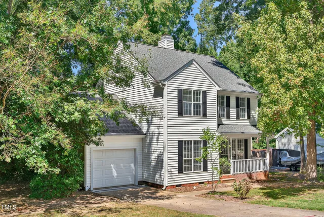 $2,050 | 532 Baygall Road, Holly Springs, NC 27540