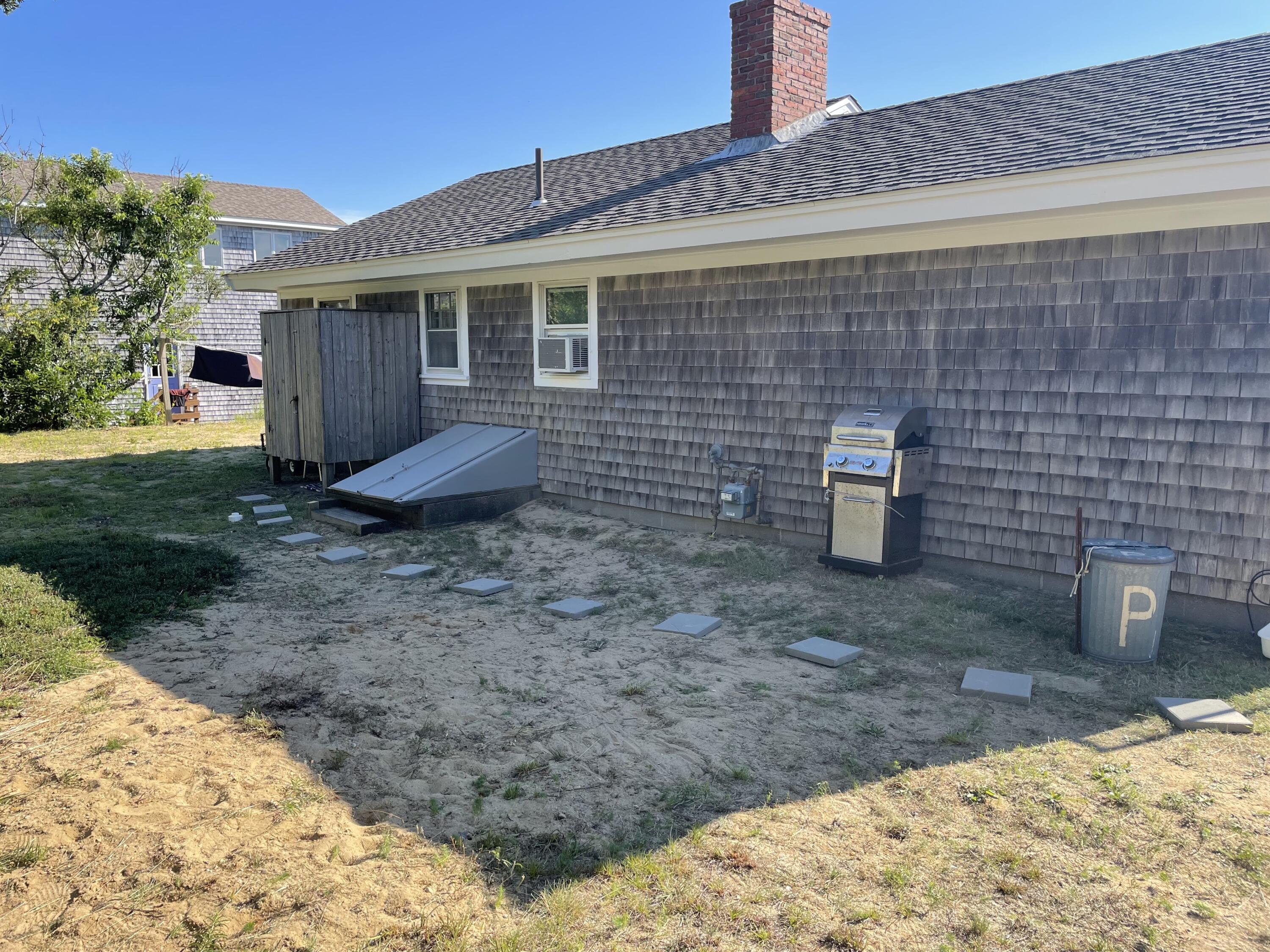 121 Bay Road Eastham, MA 02642 - Photo 3 of 17 ABA25715-24A7-412B-AA8B-E6B3E5C9C3E2