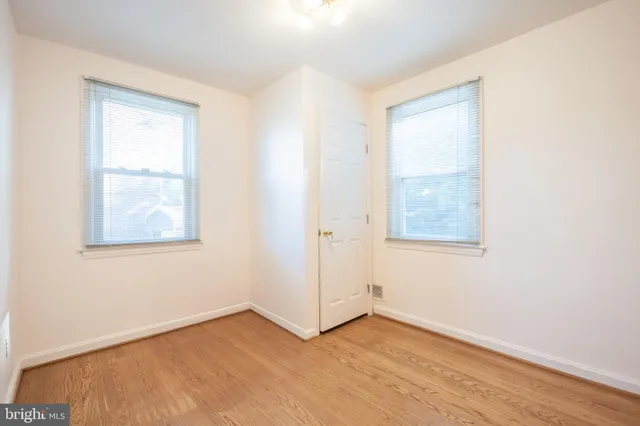 an empty room with window