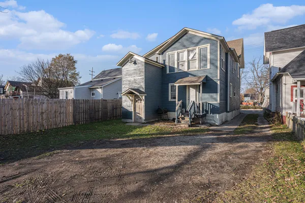 $1,400 | 611 West North Street, Kalamazoo, MI 49007
