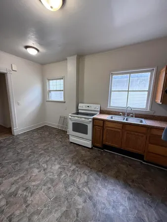 $1,400 | 611 West North Street, Kalamazoo, MI 49007
