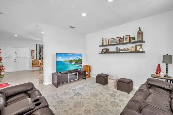 $4,800 | 1058 Tupelo Way, Weston, FL 33327