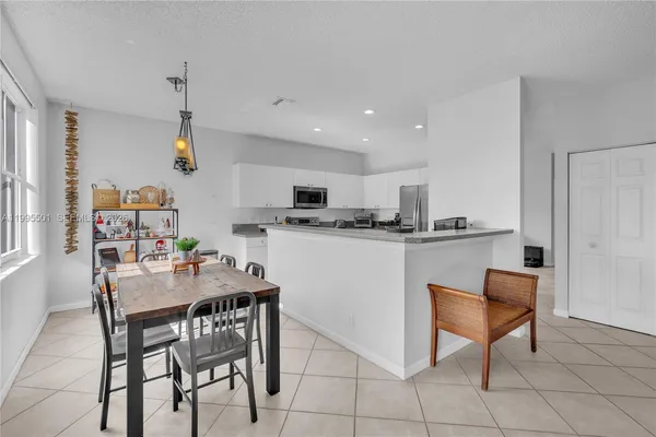 $4,800 | 1058 Tupelo Way, Weston, FL 33327