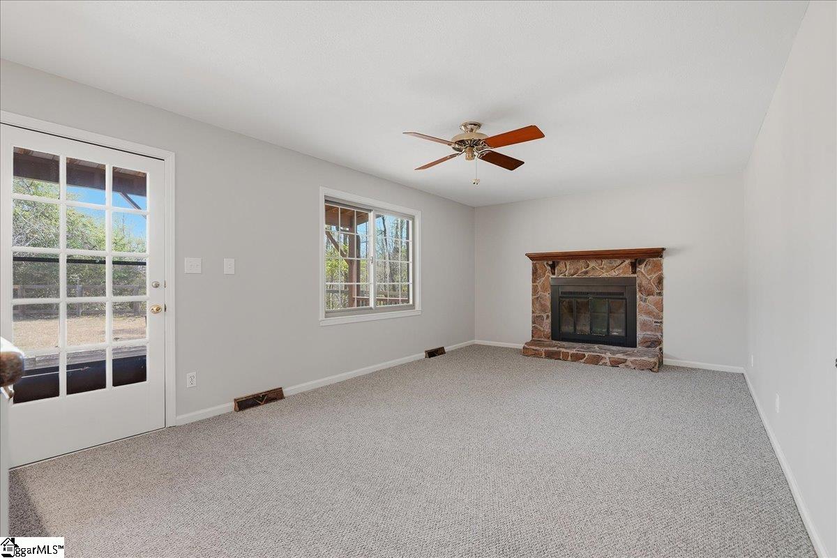 205 Coachman Drive Simpsonville, SC 29681 - Photo 18 of 46