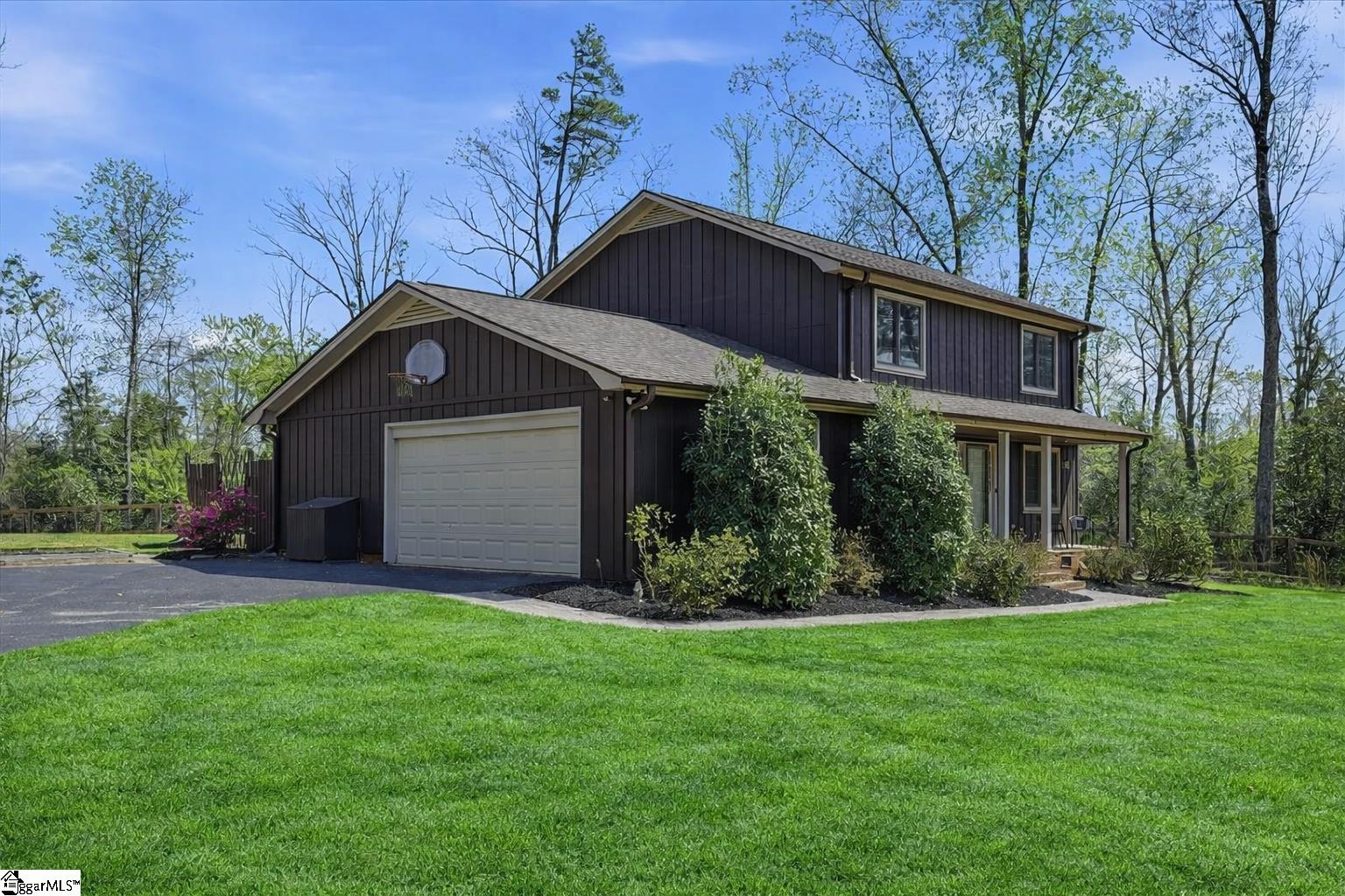 205 Coachman Drive Simpsonville, SC 29681 - Photo 3 of 46