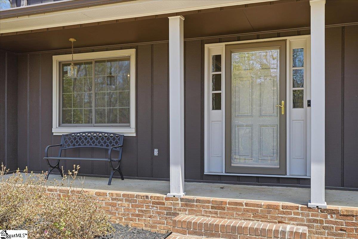 205 Coachman Drive Simpsonville, SC 29681 - Photo 4 of 46