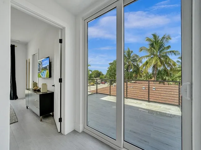 $1,399,000 | 1226 Northeast 15th Avenue, Fort Lauderdale, FL 33304