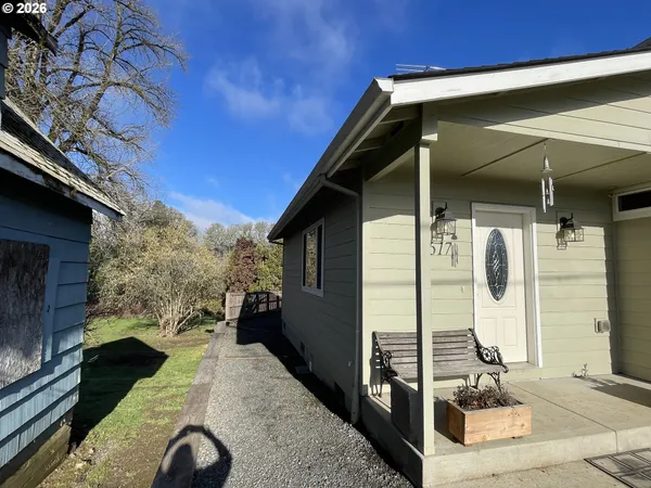 $435,000 | 617 Southwest Monroe Street, Sheridan, OR 97378