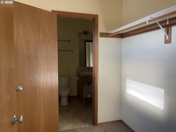 $435,000 | 617 Southwest Monroe Street, Sheridan, OR 97378