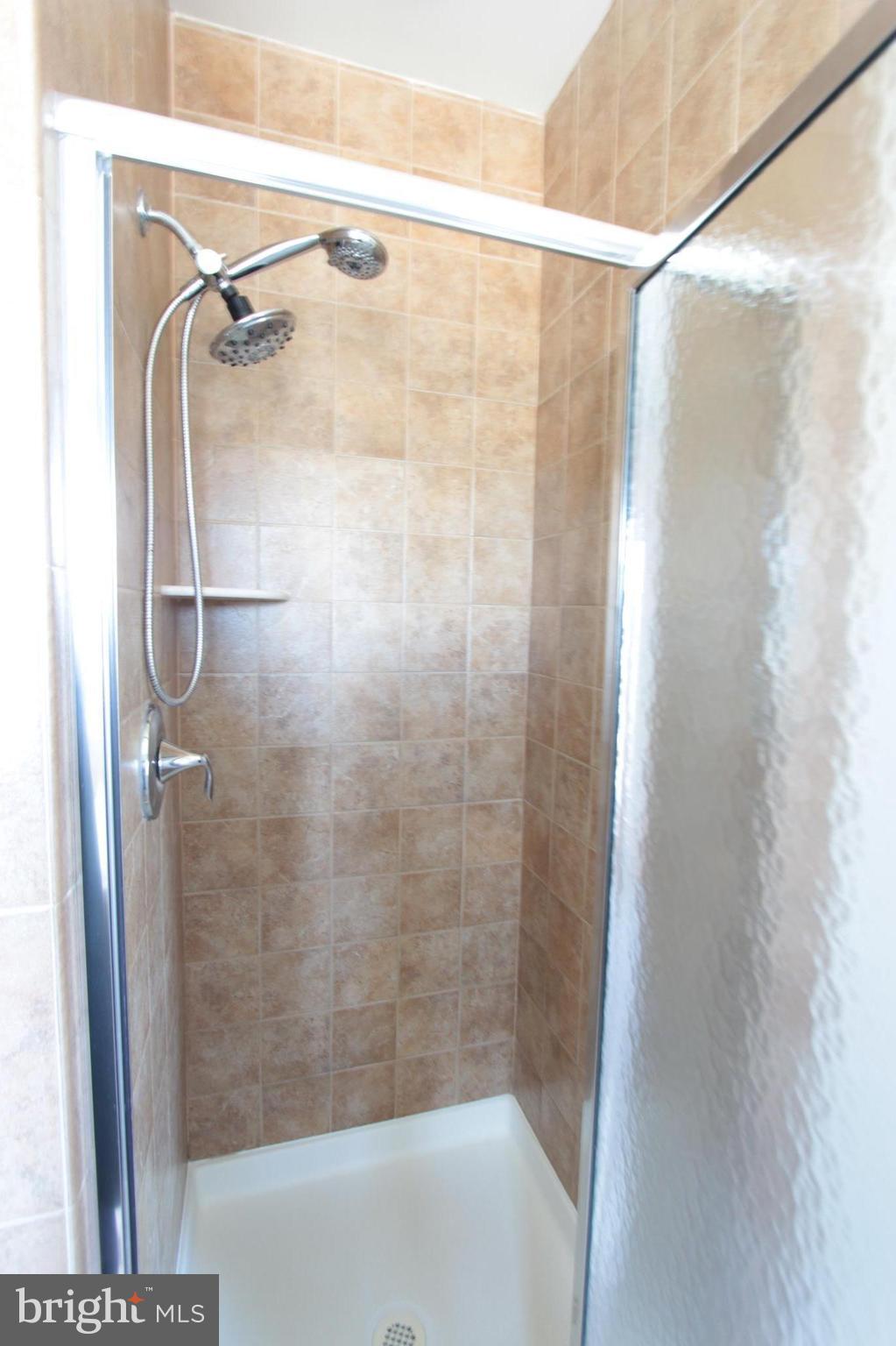 4495 B Beacon Grove Circle Fairfax, VA 22033 - Photo 13 of 20 Bath (Master)