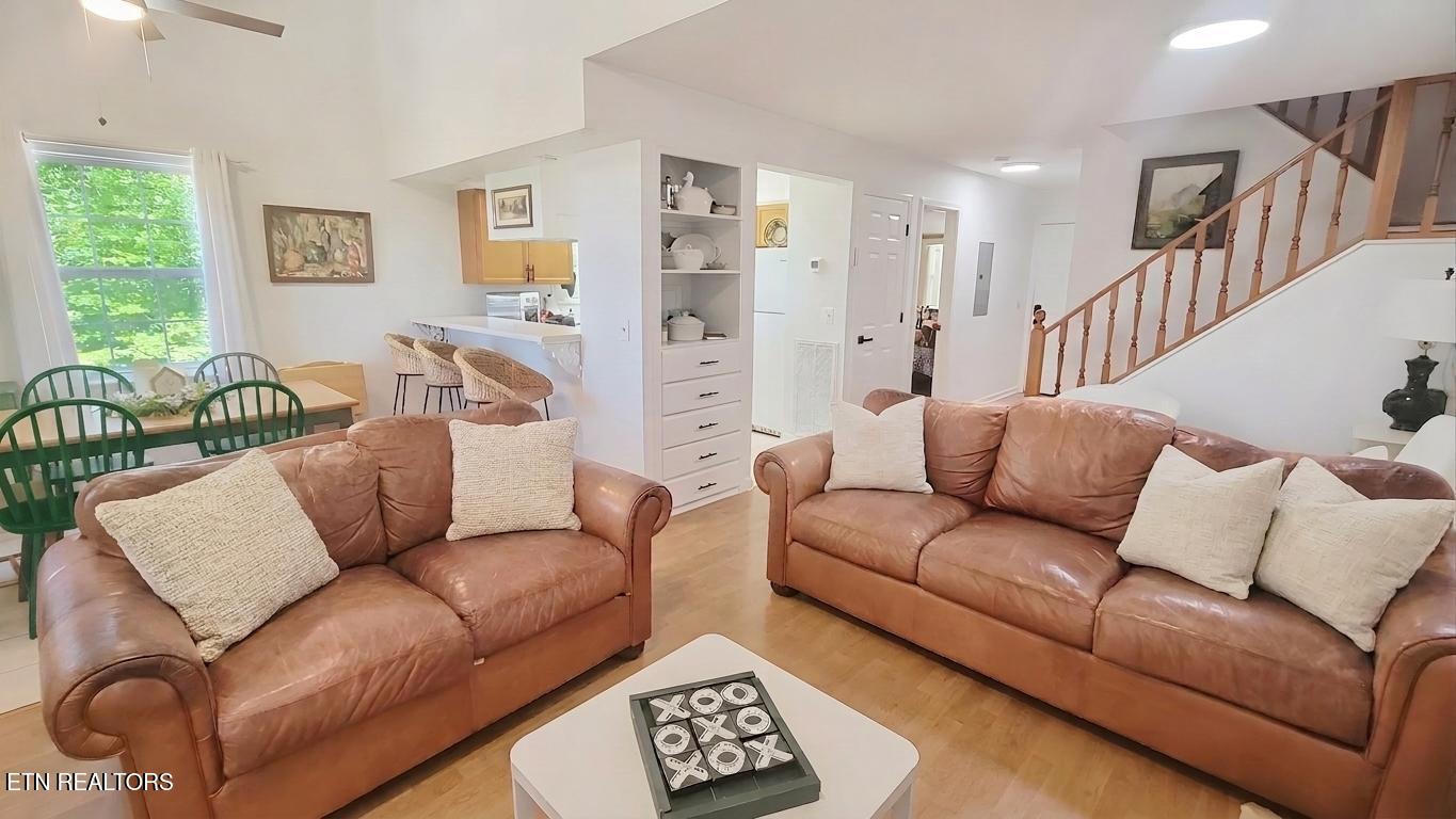 264 Curry Way Del Rio, TN 37727 - Photo 9 of 40 BRIGHT AND OPEN LIVING AREA