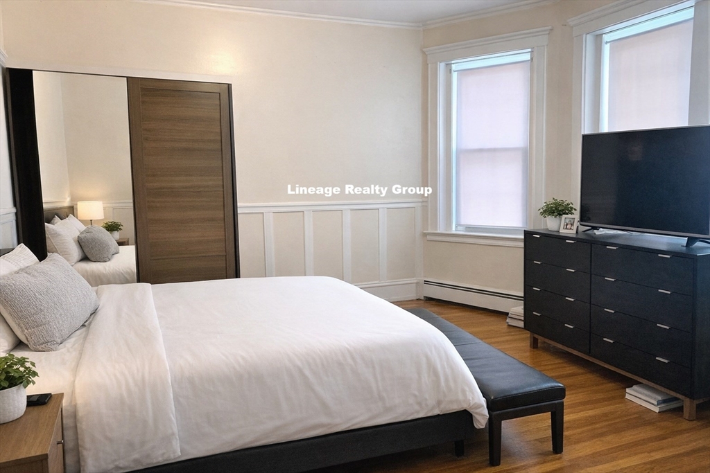 157 Thorndike Street, Unit 1 Brookline, MA 02446 - Photo 4 of 12