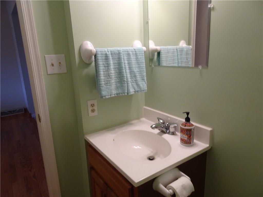 109 Canterbury Commons Indiana, PA 15701 - Photo 17 of 22 a bathroom with a sink and a mirror