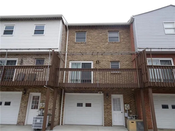 $146,900 | 109 Canterbury Commons, Indiana, PA 15701