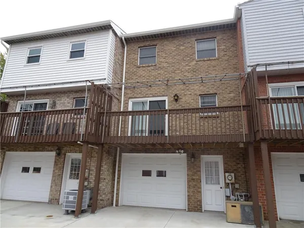 $146,900 | 109 Canterbury Commons, Indiana, PA 15701