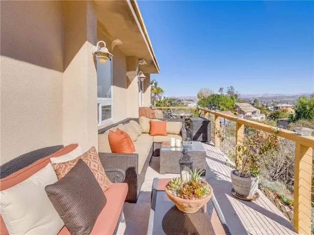$1,850,000 | 1469 Topa View Terrace, Newbury Park, CA 91320