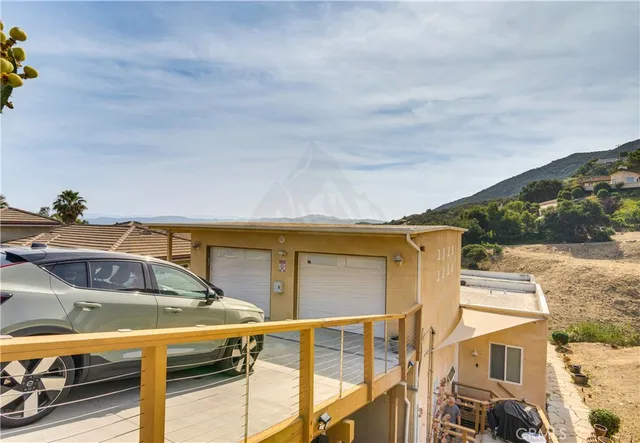 $1,850,000 | 1469 Topa View Terrace, Newbury Park, CA 91320