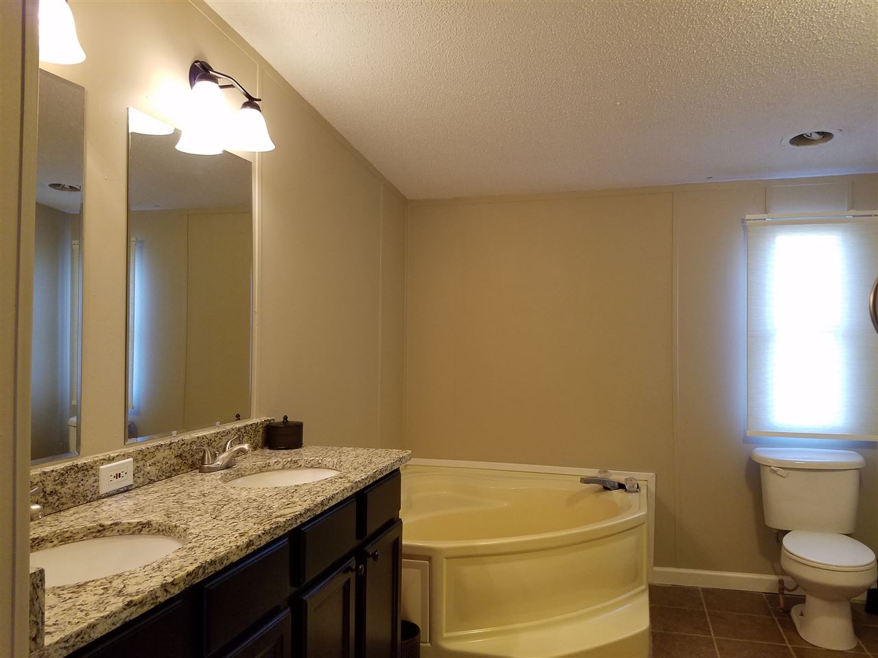 405 Island Ford Road Inman, SC 29349 - Photo 4 of 12