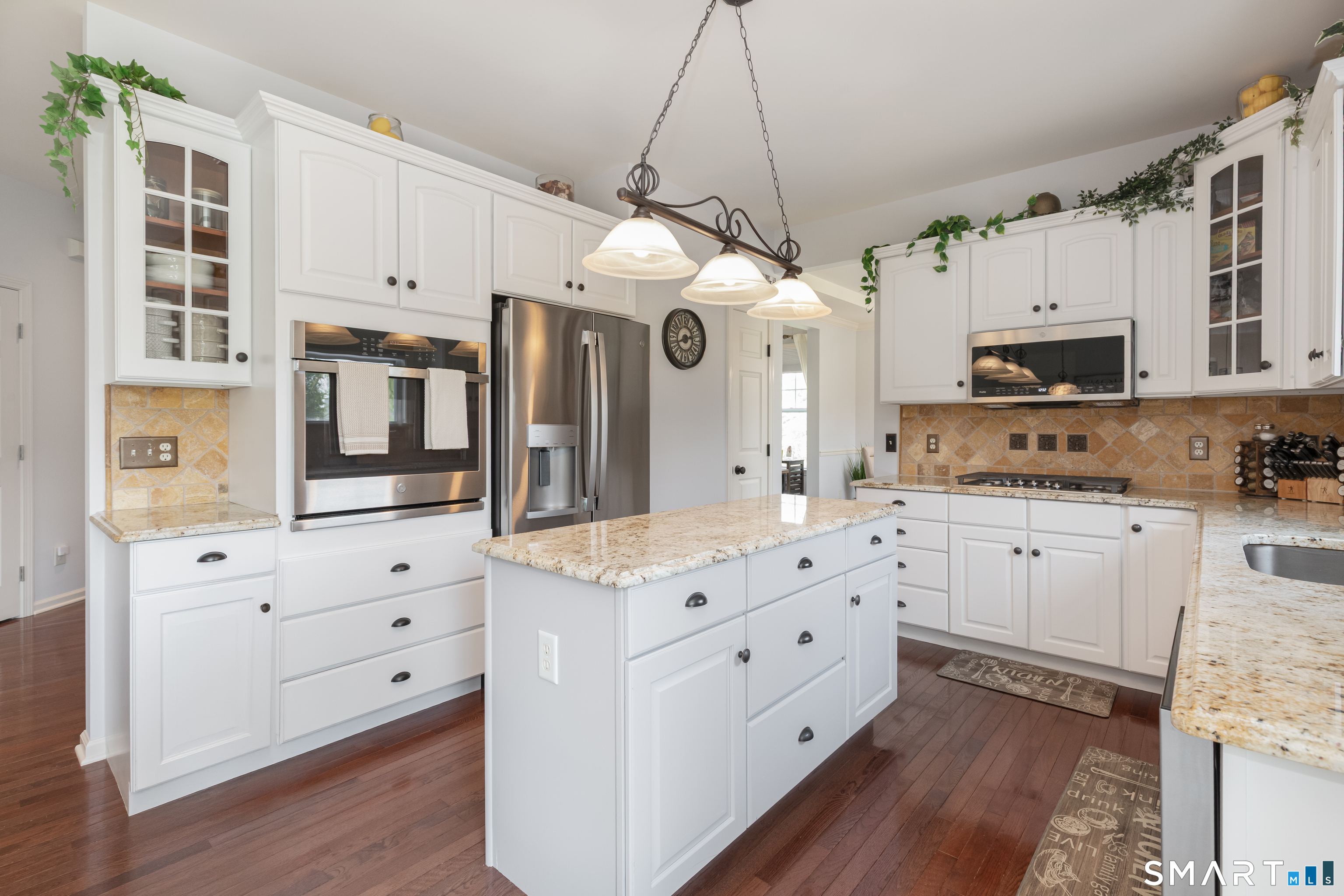 1 Independence Circle, Unit 1 Middlebury, CT 06762 - Photo 8 of 34