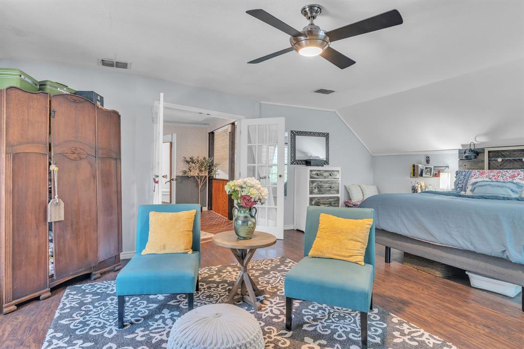 860 County Road 1627 Rusk, TX 75785 - Photo 12 of 37 a living room with furniture and kitchen view