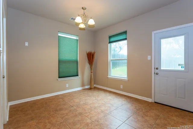 $2,600 | 331 Knights Cross Drive, San Antonio, TX 78258