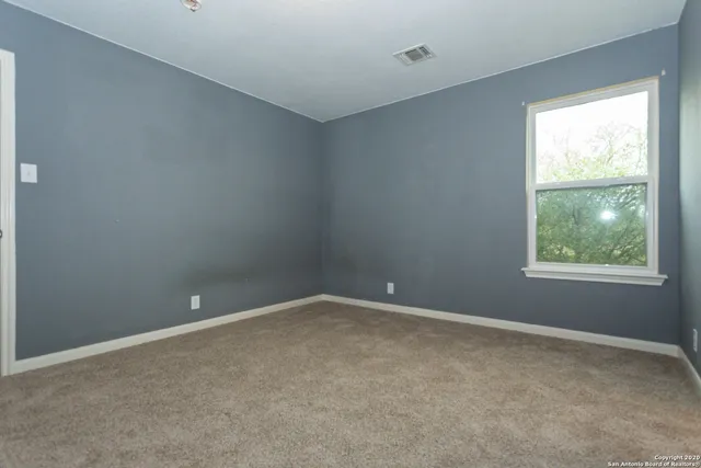 $2,600 | 331 Knights Cross Drive, San Antonio, TX 78258