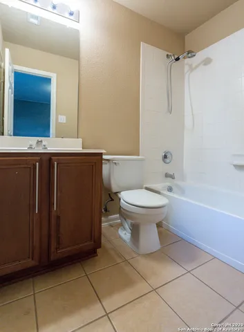 $2,600 | 331 Knights Cross Drive, San Antonio, TX 78258