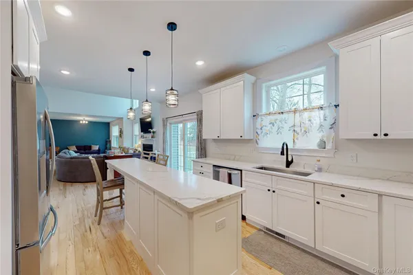 $700,000 | 77 Kensington Lane, Poughkeepsie, NY 12603