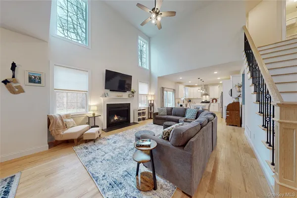 $700,000 | 77 Kensington Lane, Poughkeepsie, NY 12603