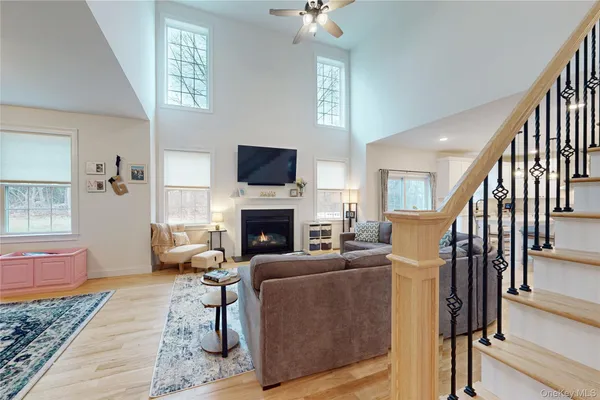 $700,000 | 77 Kensington Lane, Poughkeepsie, NY 12603