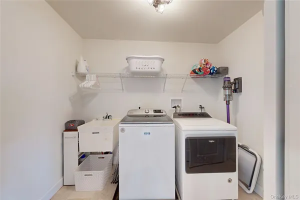 $700,000 | 77 Kensington Lane, Poughkeepsie, NY 12603