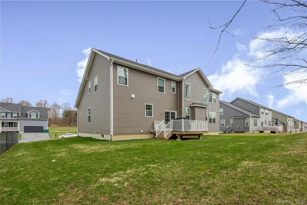 $700,000 | 77 Kensington Lane, Poughkeepsie, NY 12603