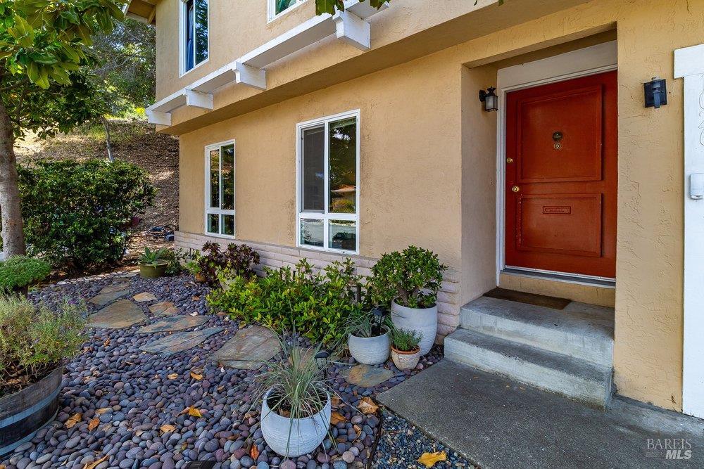 1026 View Drive El Sobrante, CA 94803 - Photo 4 of 54