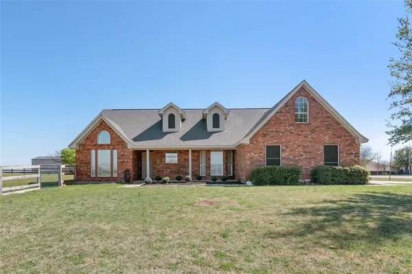 $3,000 | 107 High View Court, Decatur, TX 76234