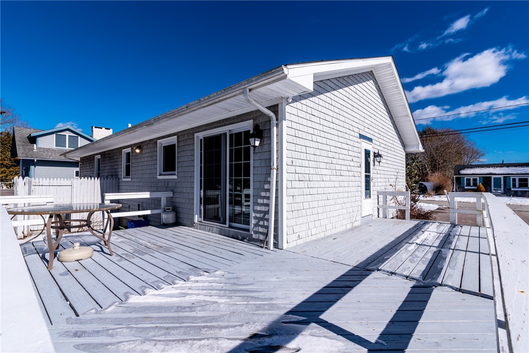 143 Cedar Road Charlestown, RI 02813 - Photo 5 of 32