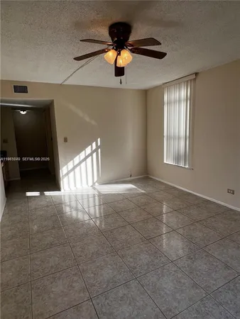 $164,900 | 3760 Inverrary Drive, Unit 2Z, Lauderhill, FL 33319