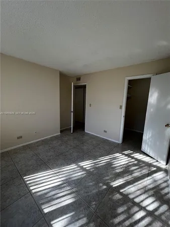 $164,900 | 3760 Inverrary Drive, Unit 2Z, Lauderhill, FL 33319