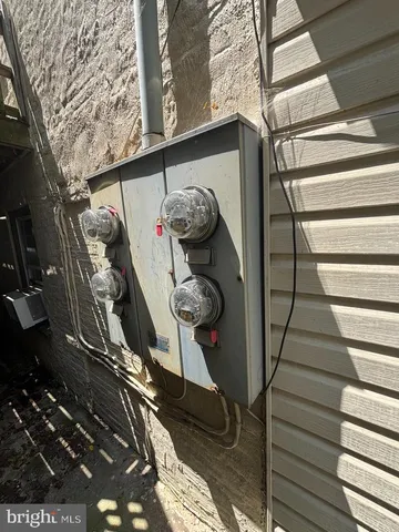 a view of a backyard of the house