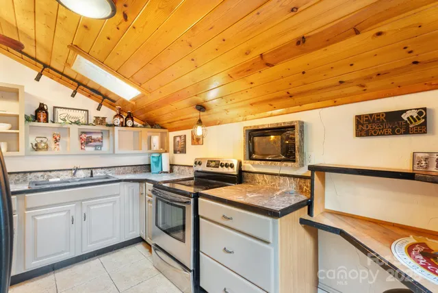 $349,900 | 141 Louisiana Avenue, Asheville, NC 28806