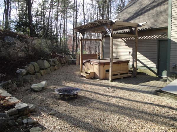 590 Townsend Harbor Road Lunenburg, MA 01462 - Photo 11 of 28 Gallery Image 11