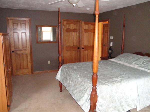 590 Townsend Harbor Road Lunenburg, MA 01462 - Photo 9 of 28 Gallery Image 9
