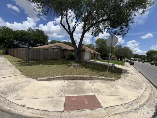 $1,475 | 11371 Fish Springs Drive, San Antonio, TX 78245