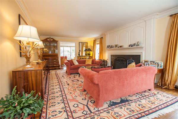 147 Glen Road Wellesley, MA 02481 - Photo 12 of 19 Gallery Image 12