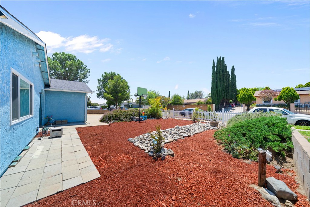 7601 Fennel Road Rancho Cucamonga, CA 91739 - Photo 5 of 38