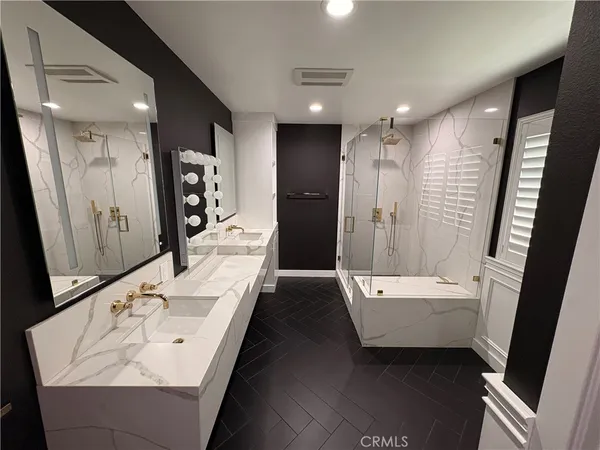 a view of a yard with swimming pool