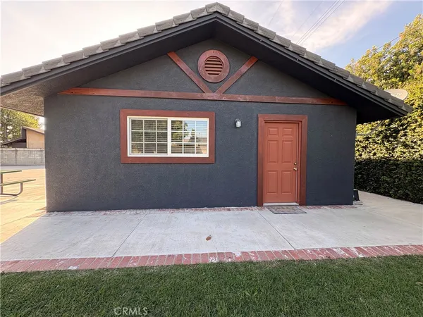 $6,000 | 1721 East Ruddock Street, Covina, CA 91724